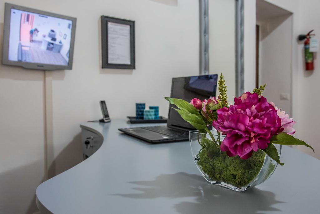 Grandis Rooms โรม ภายนอก รูปภาพ