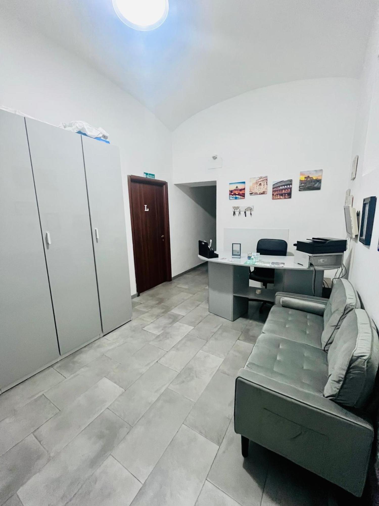 Grandis Rooms โรม ภายนอก รูปภาพ