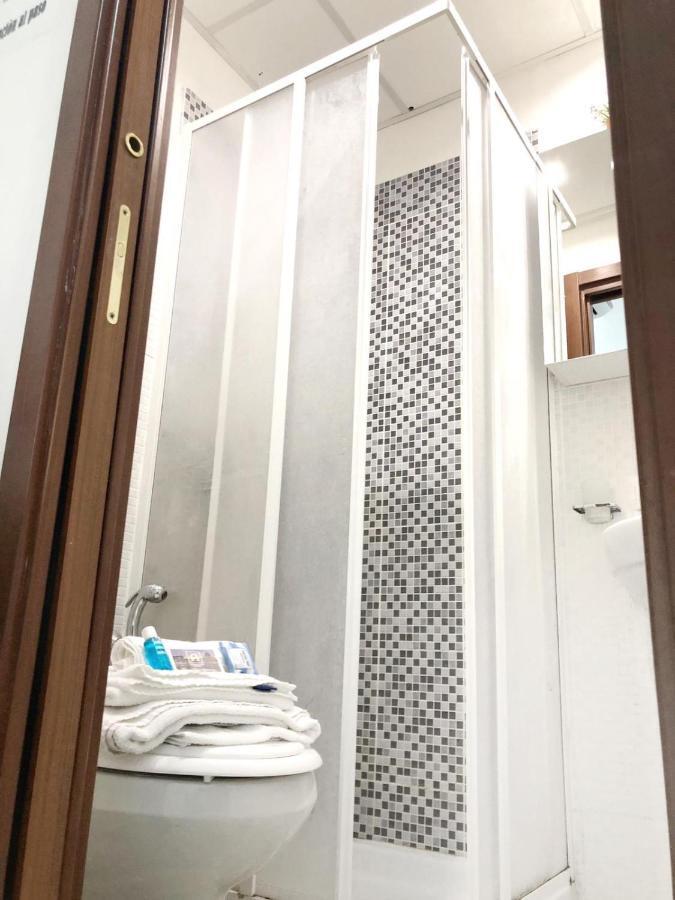 Grandis Rooms โรม ภายนอก รูปภาพ